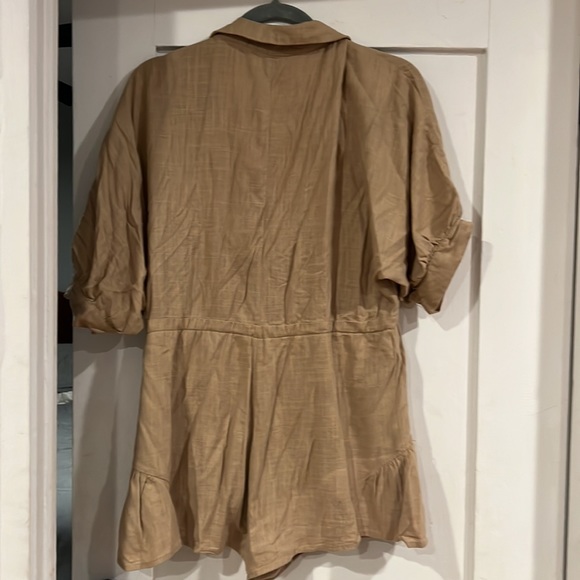 Khaki Romper Size Small - Picture 2 of 3